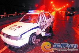 国产警车出警酷炫视频,酷炫画面震撼来袭！