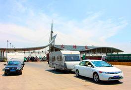 国产户外露营拉车视频大全,尽享户外探险新体验