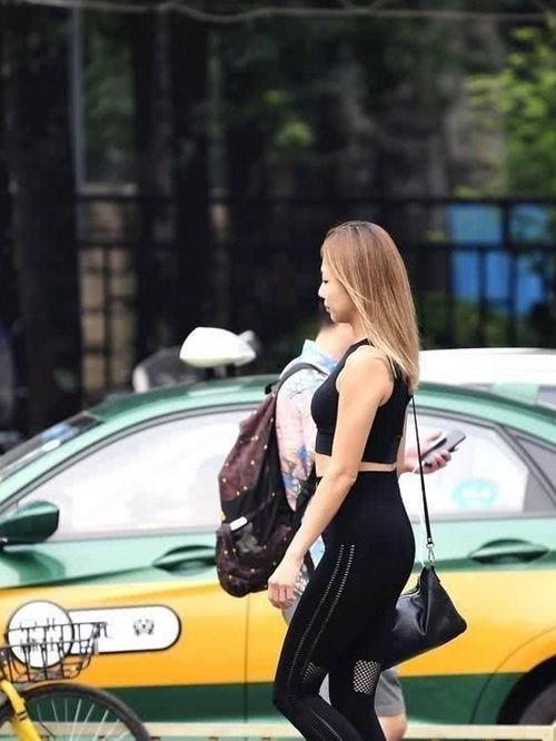 街拍国产运动车视频网站,速度与激情的国产新势力 第2张 街拍国产运动车视频网站,速度与激情的国产新势力 第2张